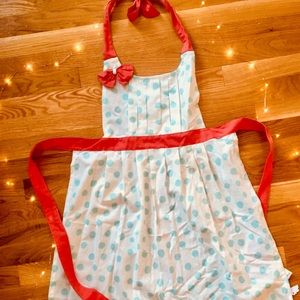 Anthropologie apron white blue coral polka dot 🎀